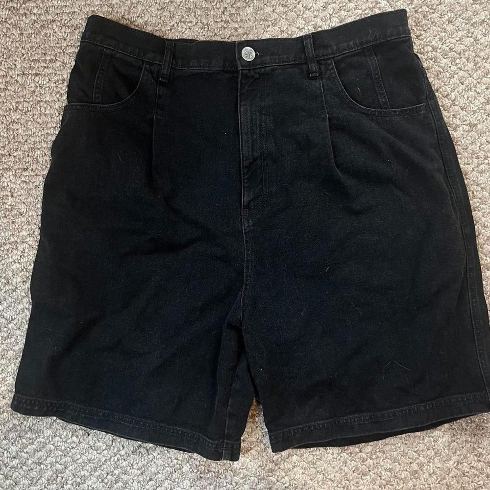 Lucy and Yak black denim jean shorts